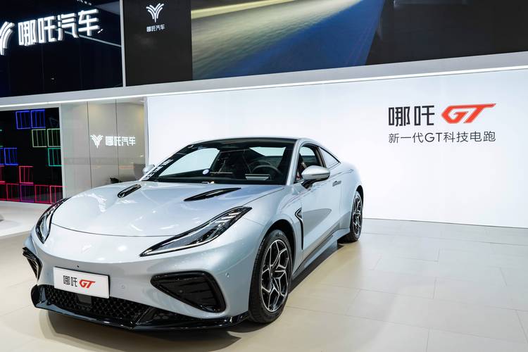 佛山顺德区鑫天通企业管理咨询哪吒汽车在智能汽车领域的表现，领途汽车在新能源汽车市场中的影响力